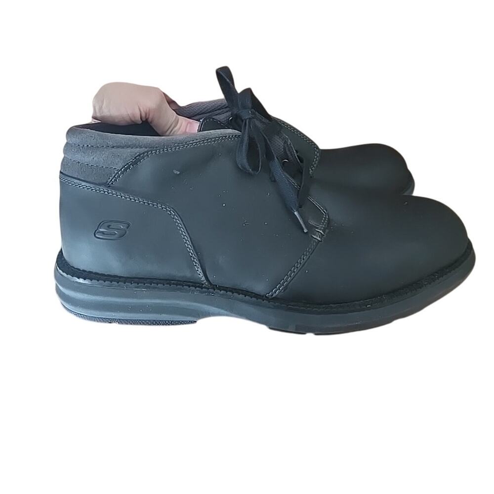 Skechers Volte Herick 64311‎ Black Leather Lace Up Chukka Boots Men's Size 11.5